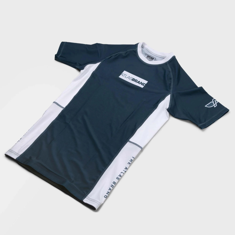 반팔 티셔츠 딥블루 색상 이미지-S1L6
